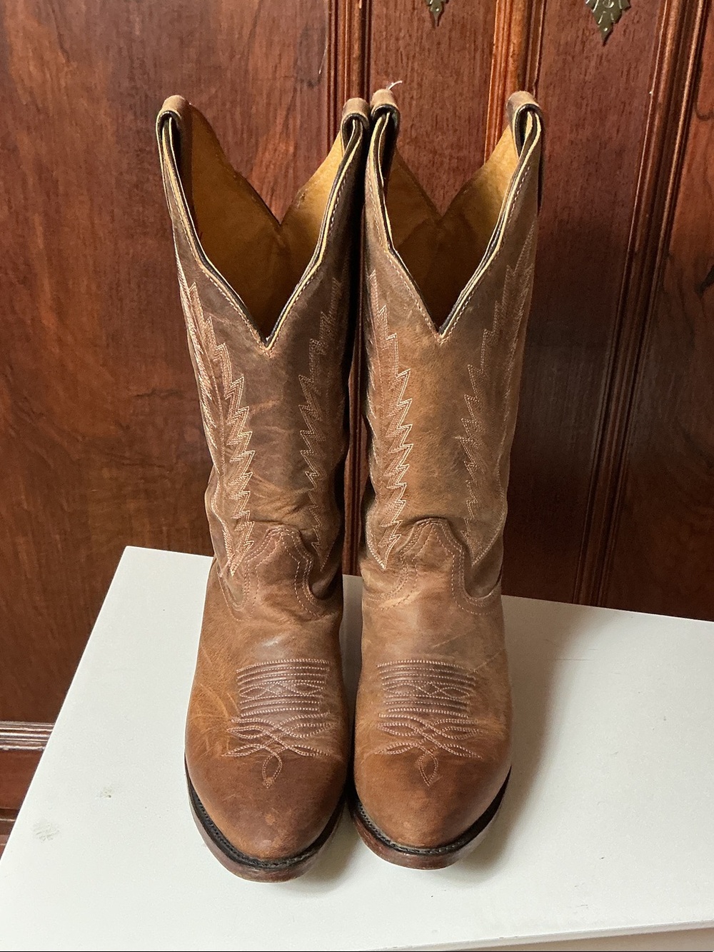 Classic Tan Leather Western Heeled Boots